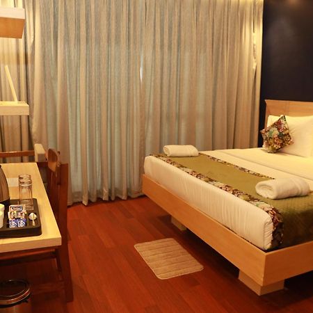 Gracias Cafe & Resort Morjim Ngoại thất bức ảnh