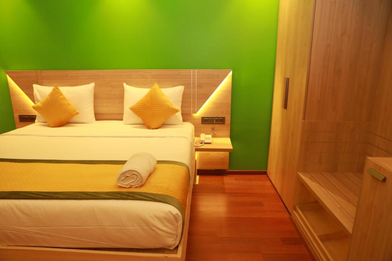Gracias Cafe & Resort Morjim Ngoại thất bức ảnh