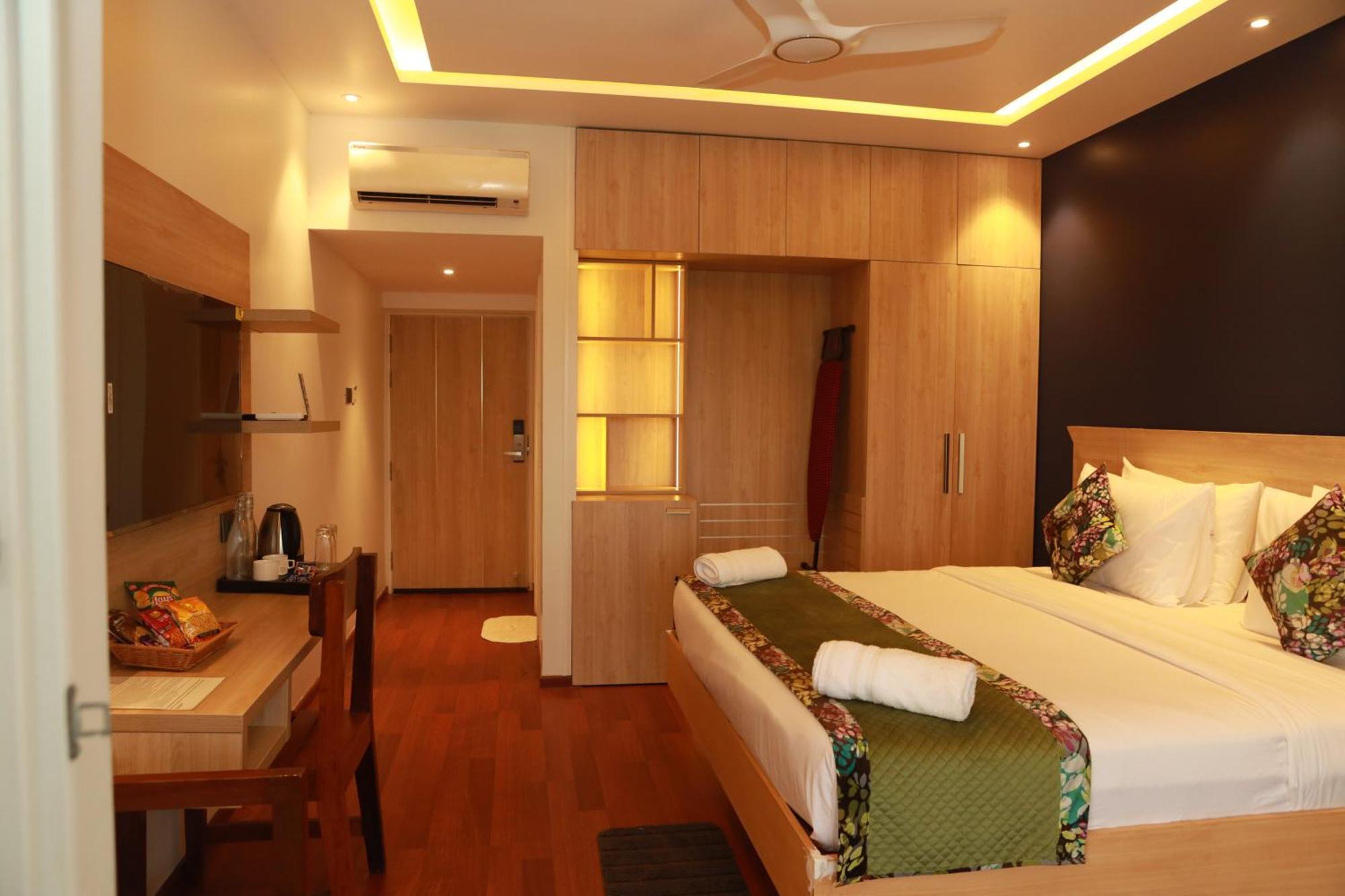 Gracias Cafe & Resort Morjim Ngoại thất bức ảnh