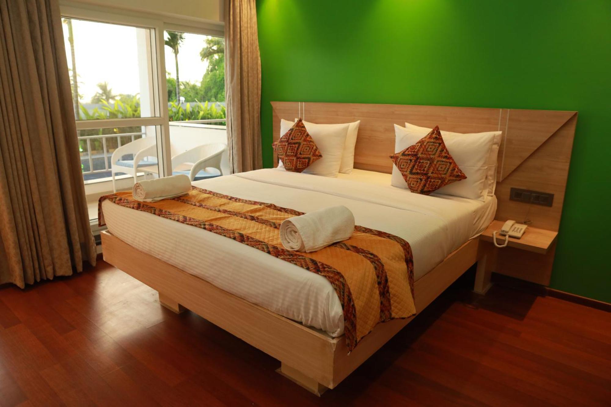 Gracias Cafe & Resort Morjim Ngoại thất bức ảnh