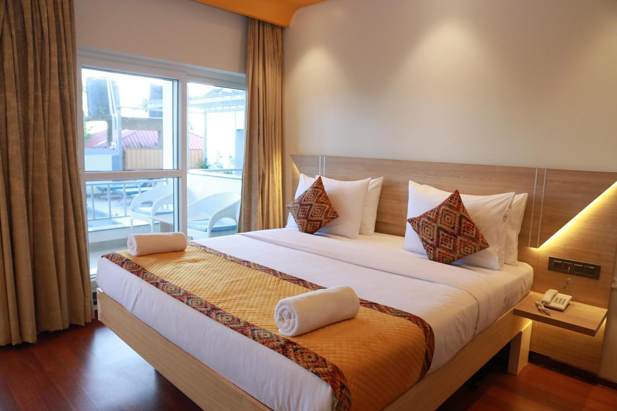 Gracias Cafe & Resort Morjim Ngoại thất bức ảnh