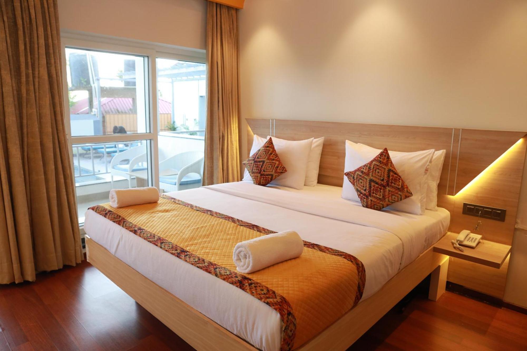Gracias Cafe & Resort Morjim Ngoại thất bức ảnh