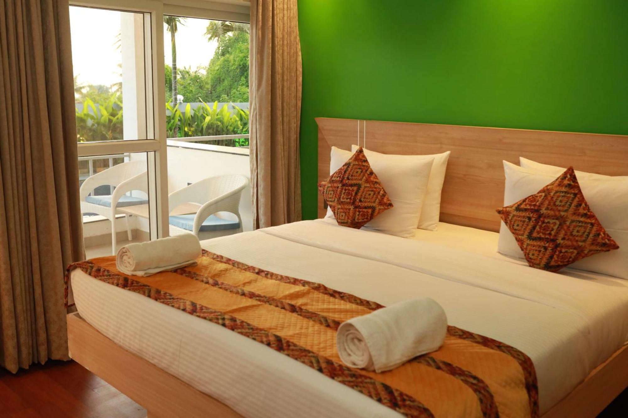 Gracias Cafe & Resort Morjim Ngoại thất bức ảnh